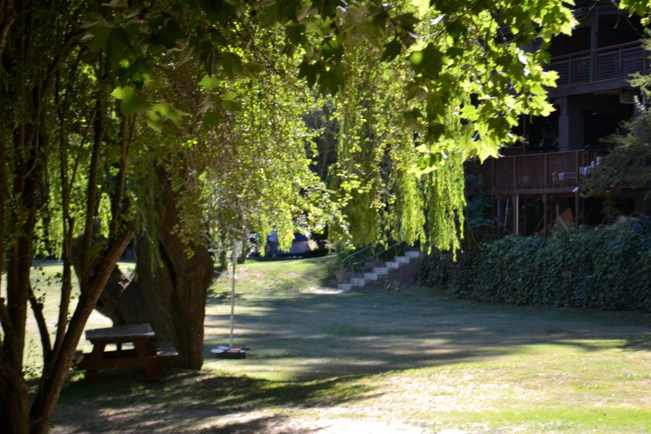 Guerneville Lodge Exterior photo